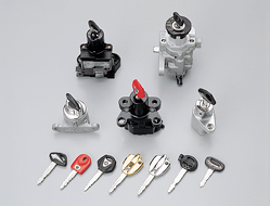 ステアリングロック付メインスイッチ＆キー